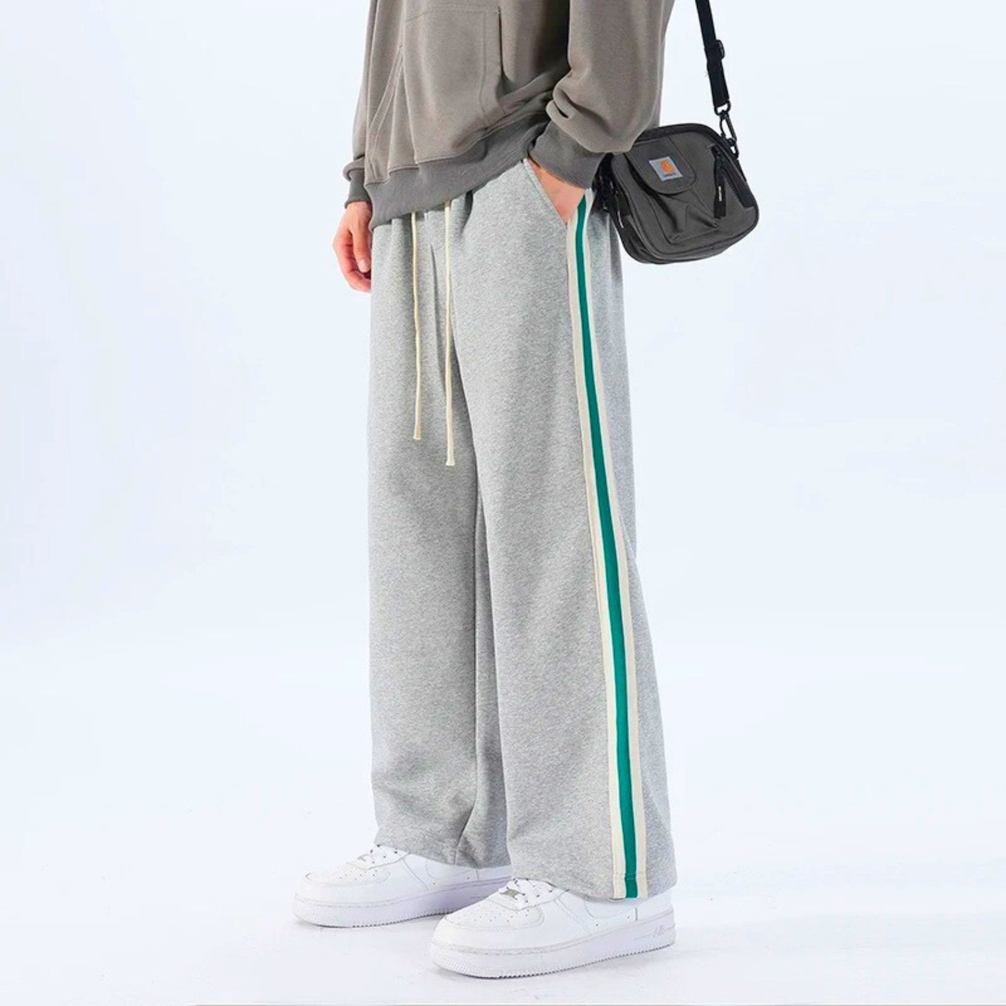 Loose-Fit Striped Sweatpants