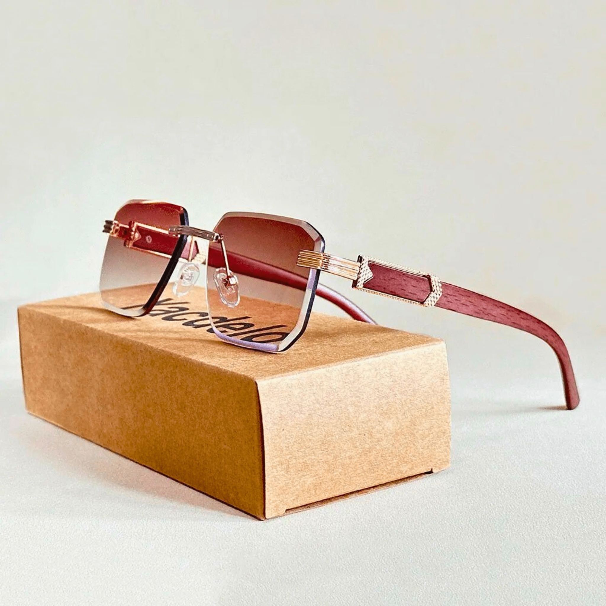 Véloir Rimless Wooden Shades