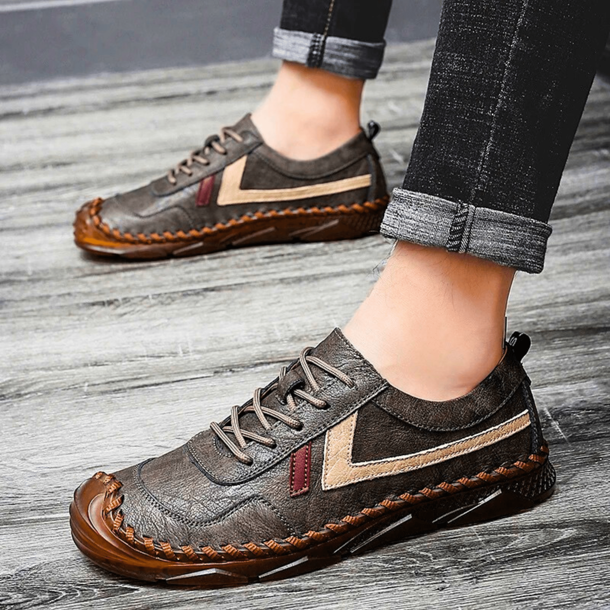 ClassicStep Retro Leather Sneakers