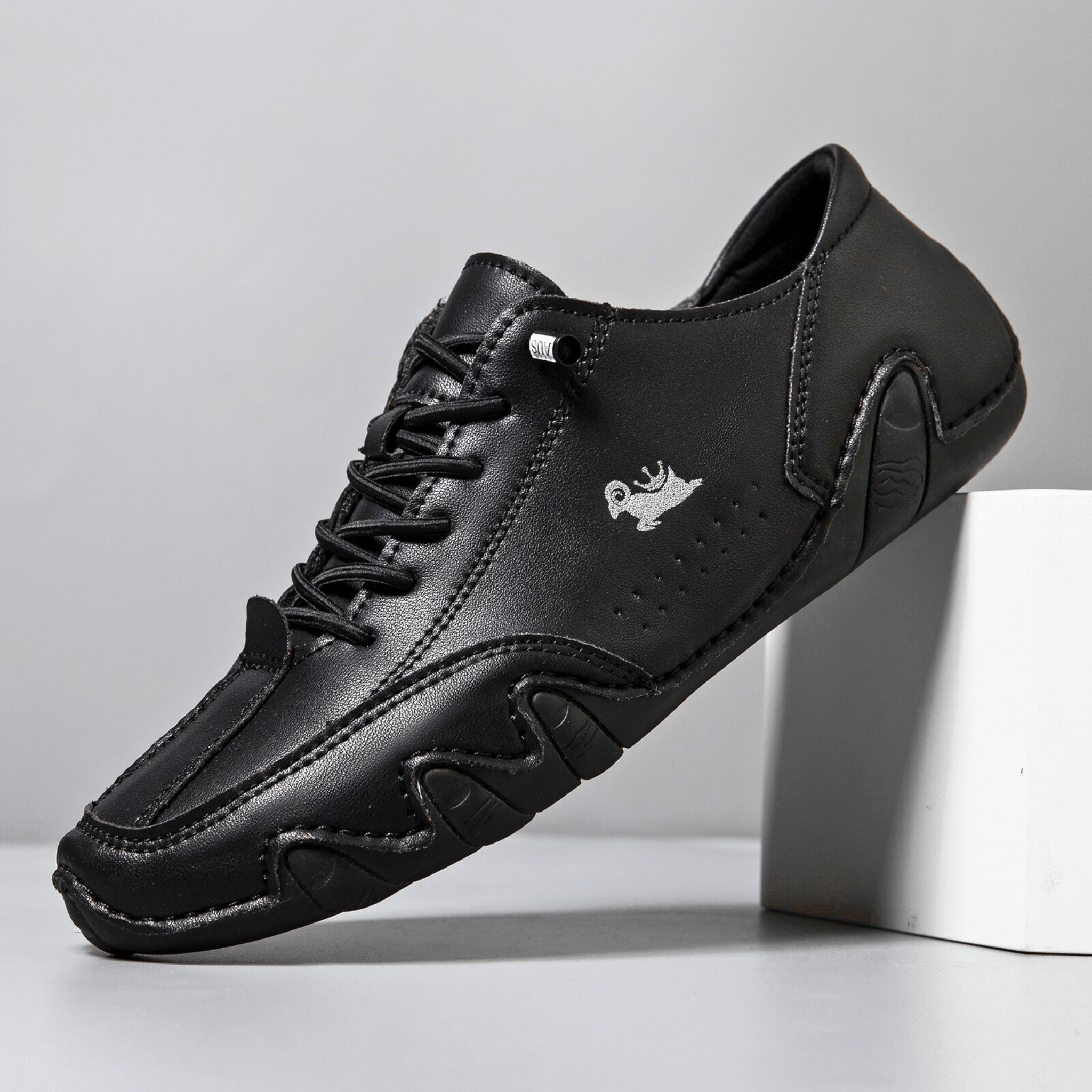 Comfortable Flat Leather Sneakers