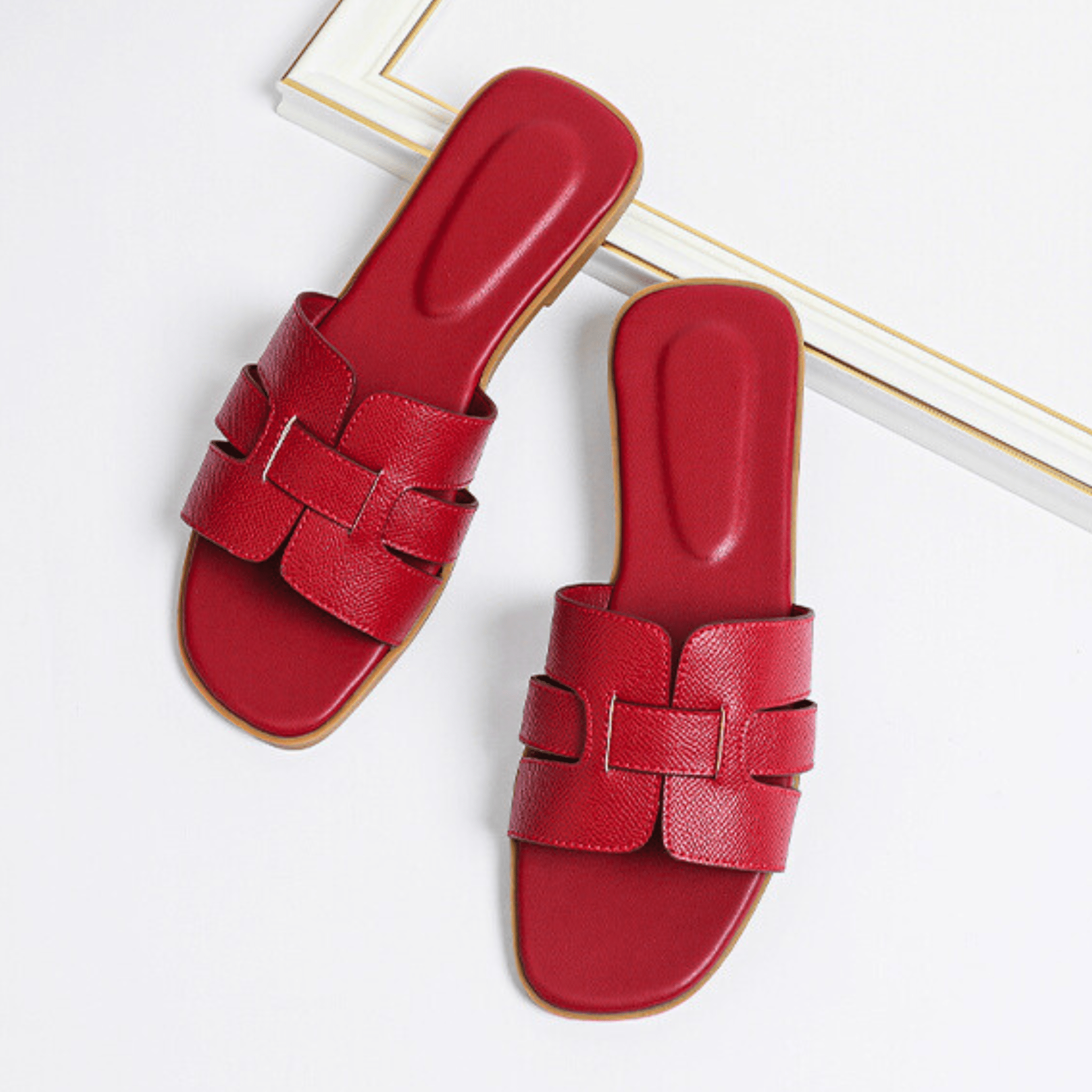 Everyday Luxe Slides
