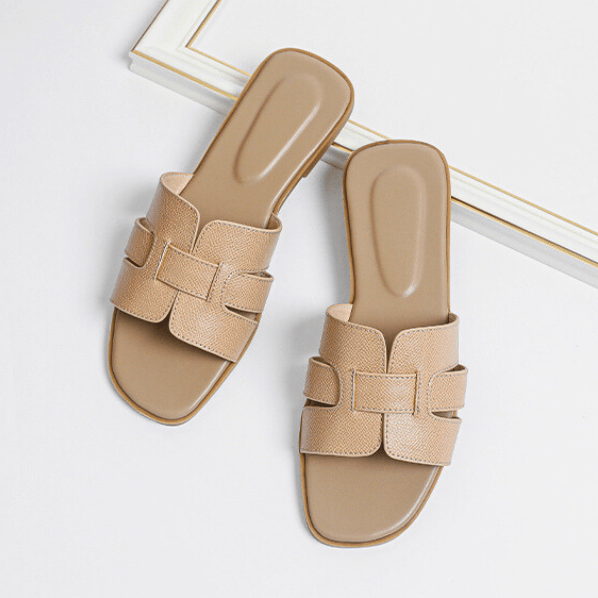 Everyday Luxe Slides