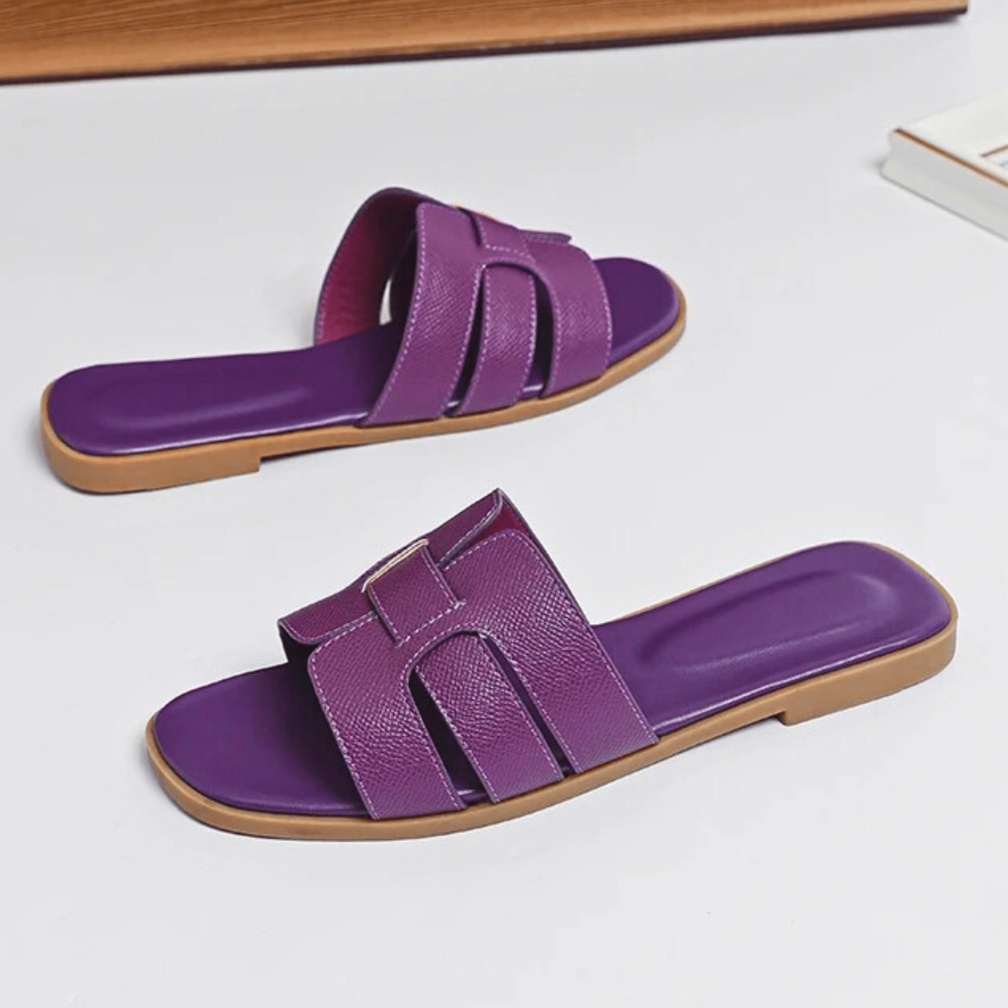 Everyday Luxe Slides