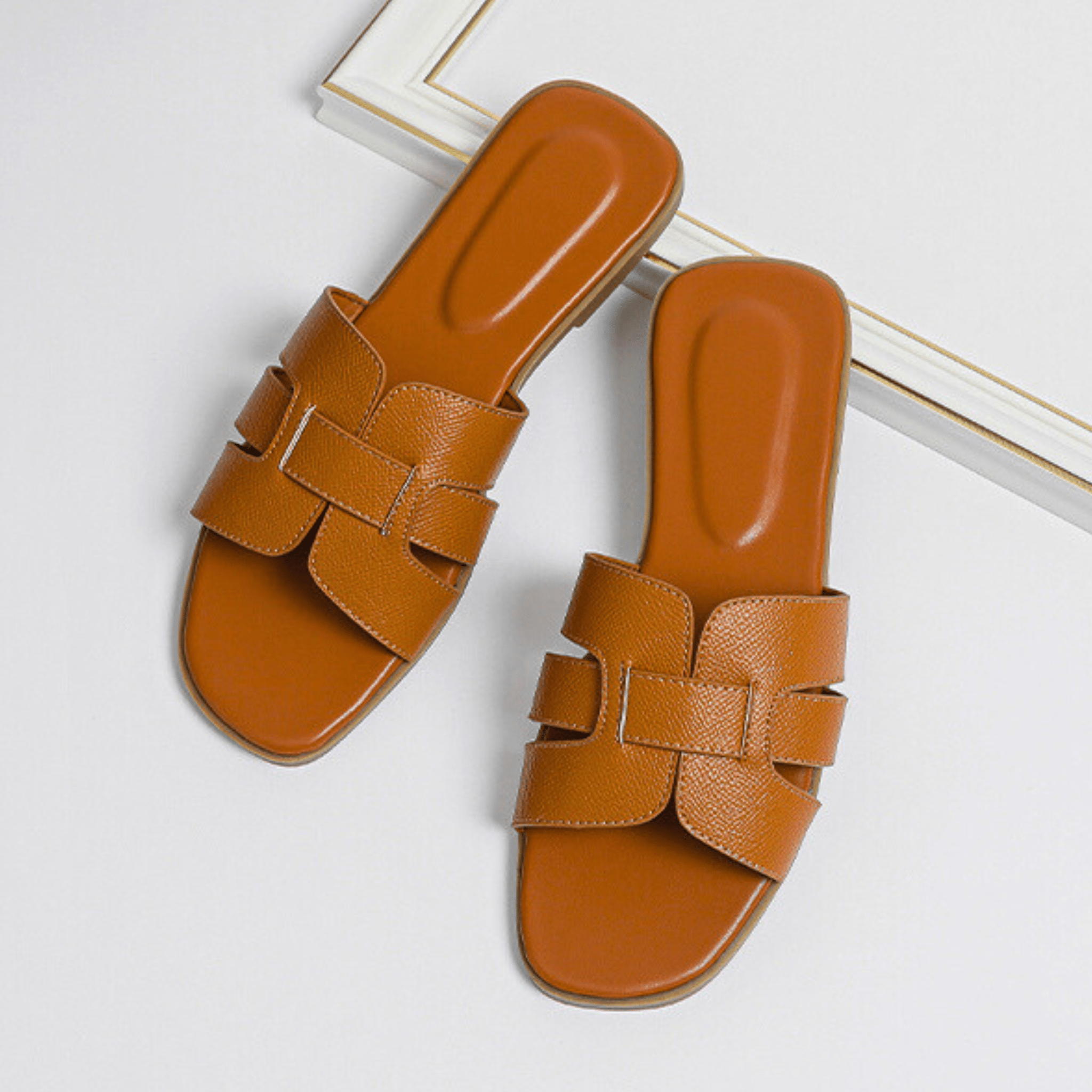 Everyday Luxe Slides