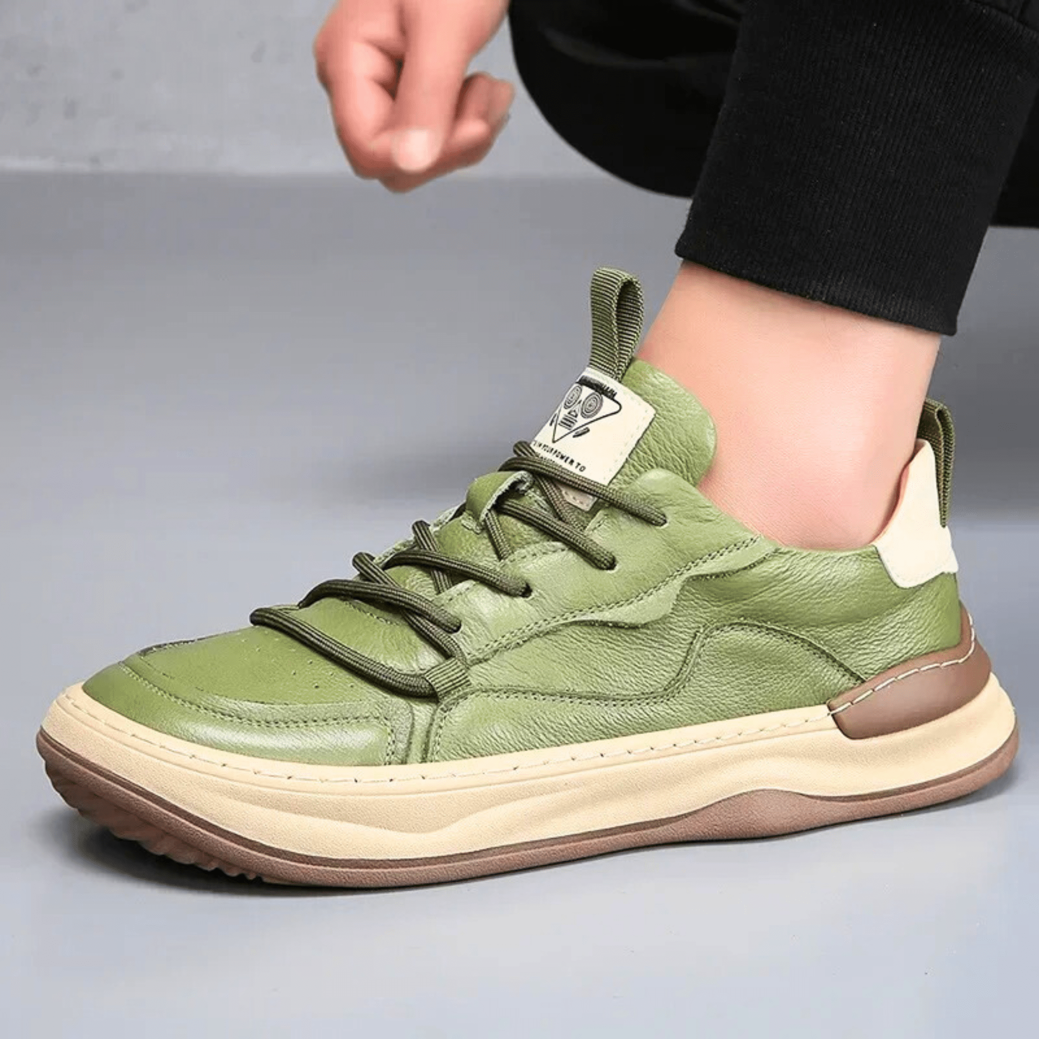 Montevaro Leather Sneaker