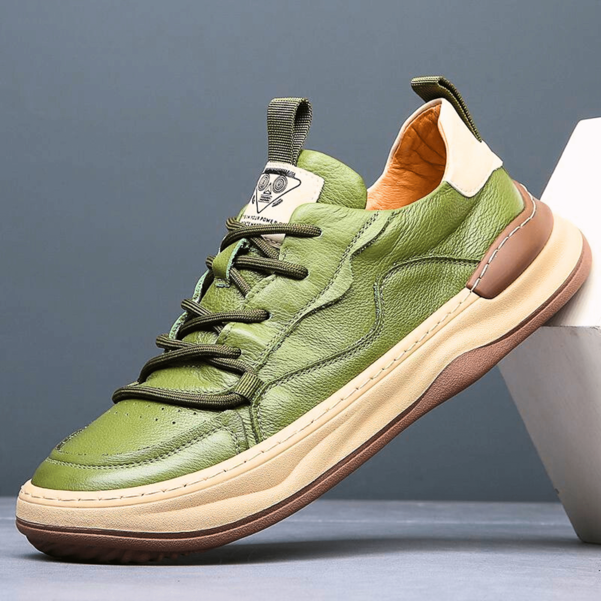Montevaro Leather Sneaker
