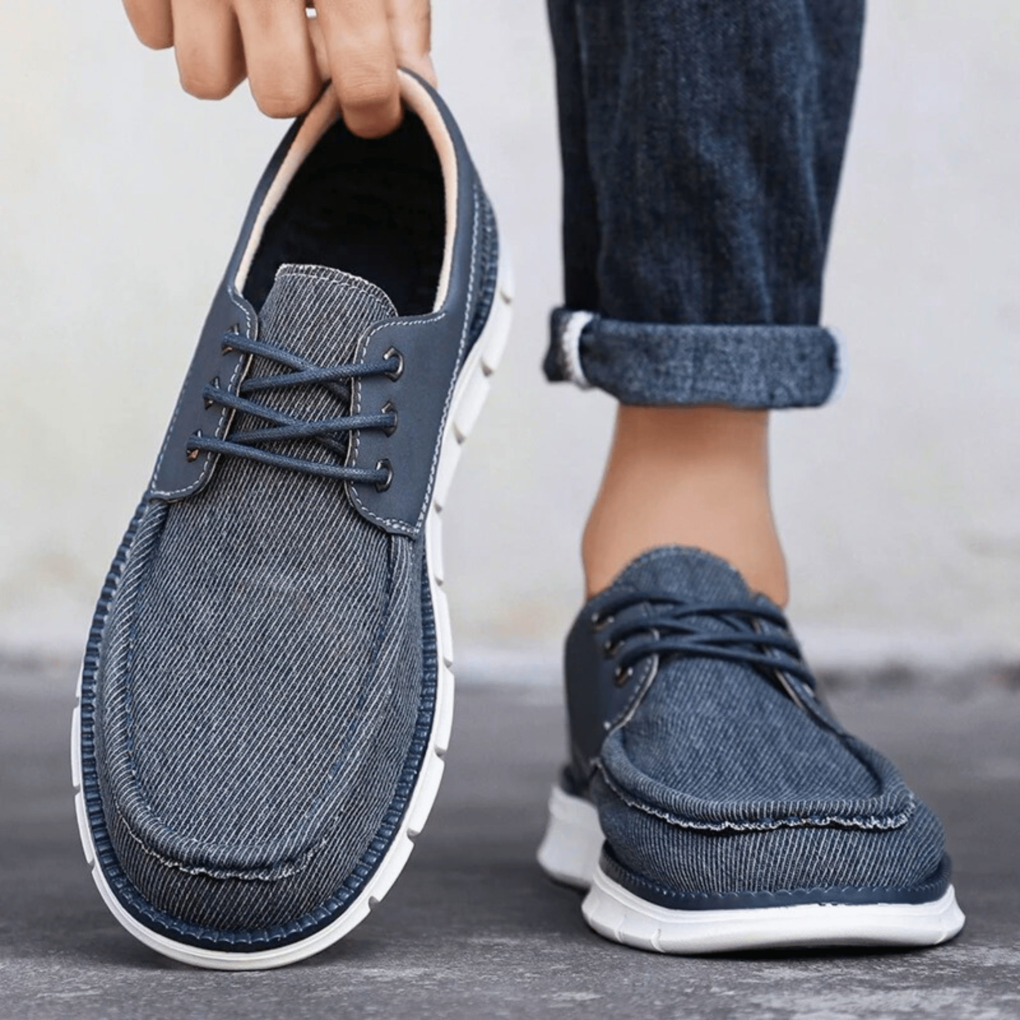 Nomad Casual Canvas Sneakers