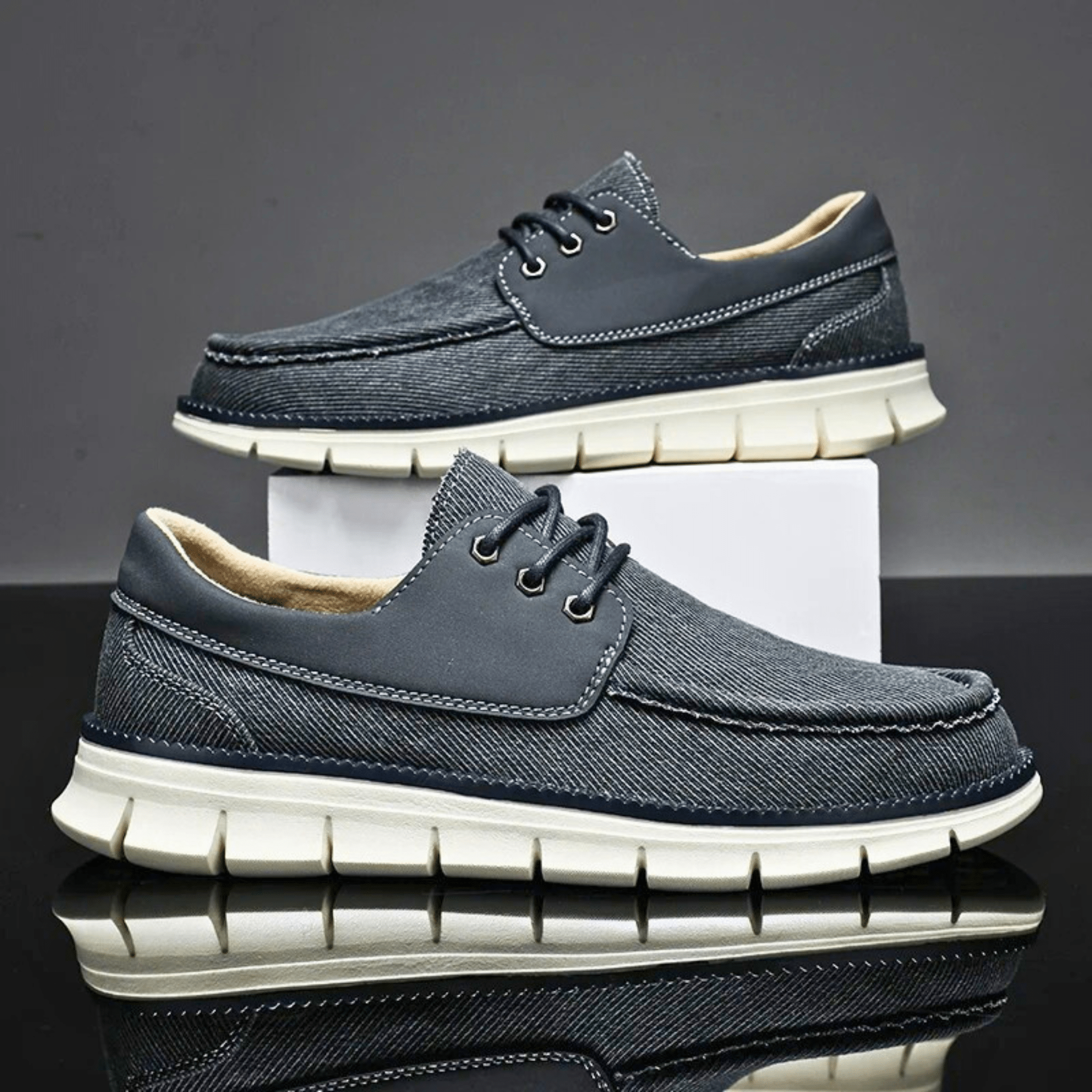Nomad Casual Canvas Sneakers