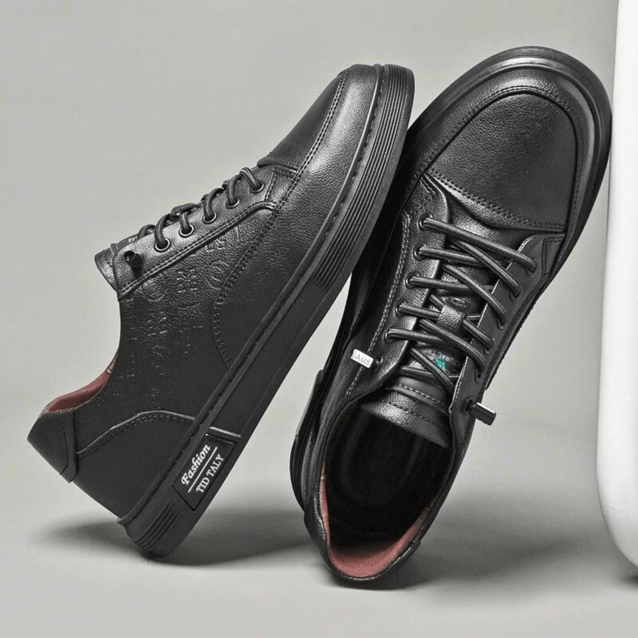 Vero Italiano Genuine Leather Sneakers
