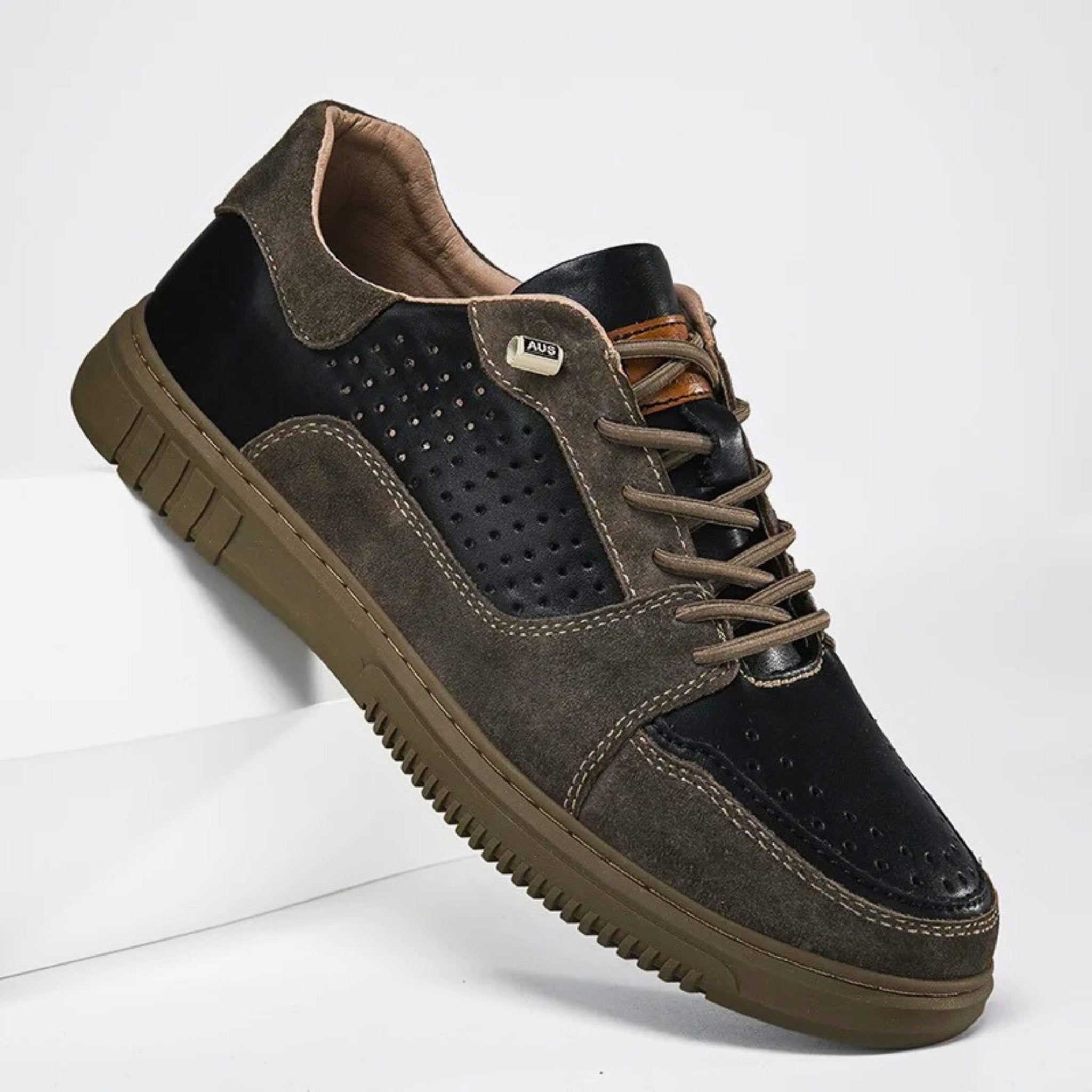 PrimeStep Leather Sneaker
