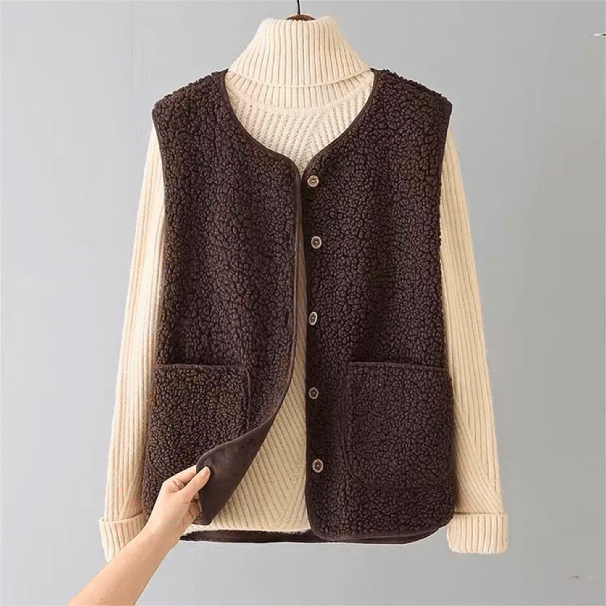The Valente Sherpa Vest
