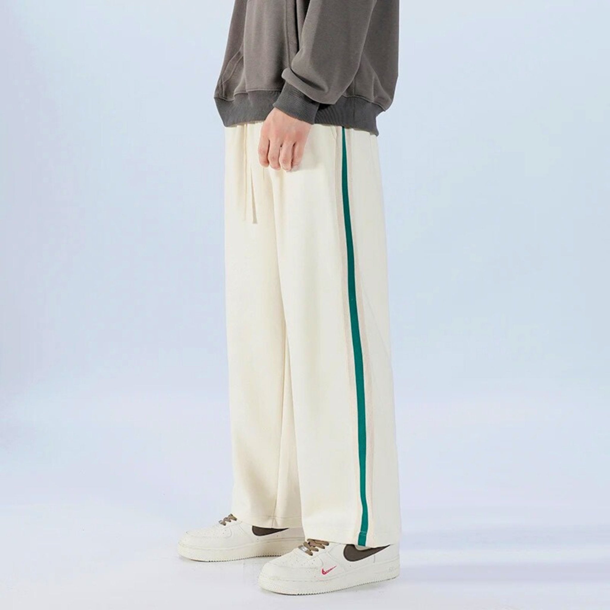 Loose-Fit Striped Sweatpants