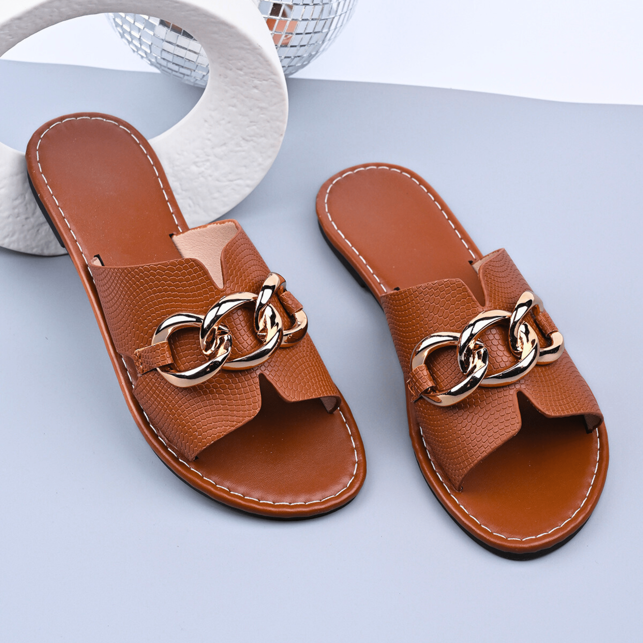 Valmira Chain Slides