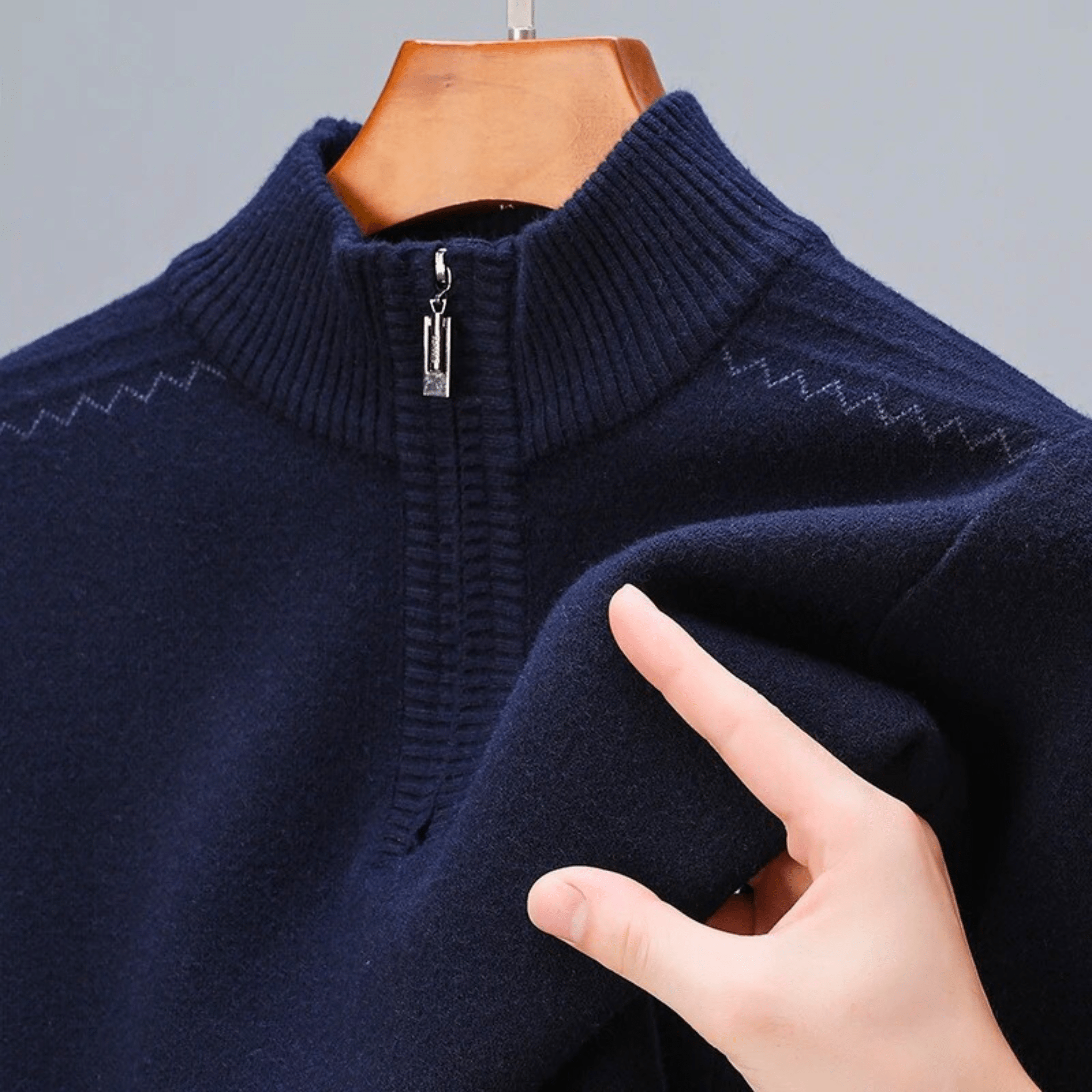 Vérrano Zip-Up Pullover