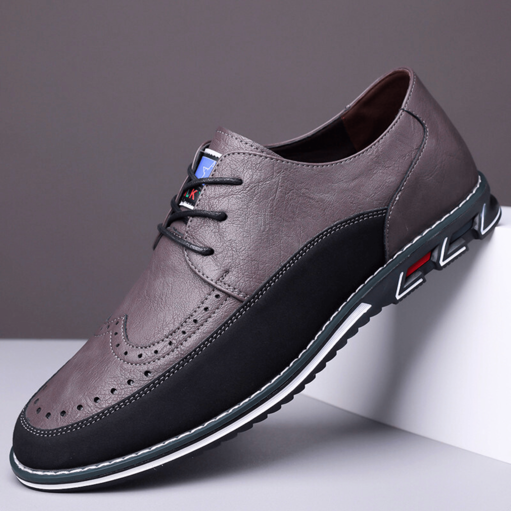 The Ariston Hybrid Oxford